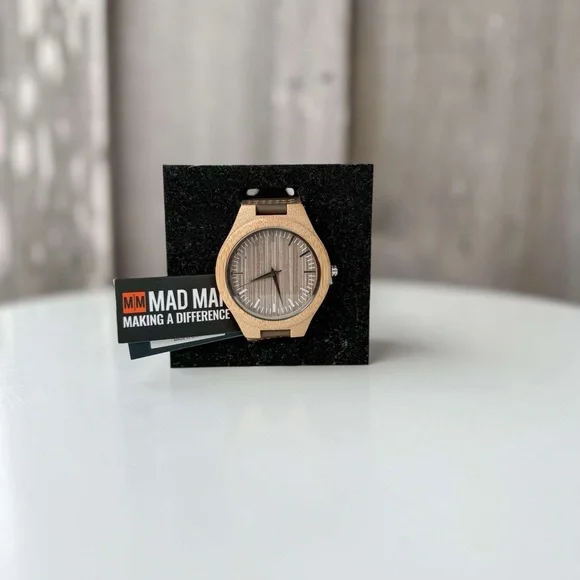 Mad Man Round 48mm Men's Koa Bamboo Watch Adjustable Genuine Leather Strap - Picture 2 of 3
